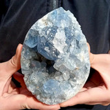 Blue celestite geode – 600–800g – angled view