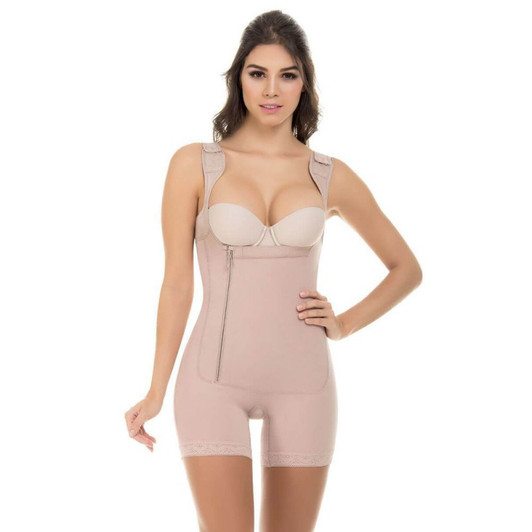 Plus Size Polyester Shapewear for Women: European and American Style