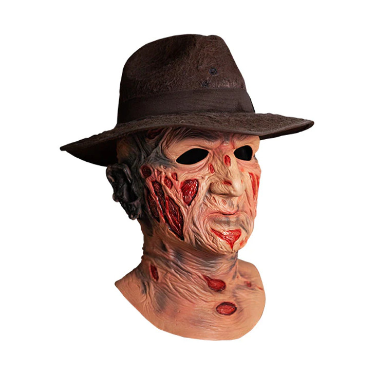 A Nightmare on Elm Street: Deluxe Freddy Krueger Mask with Fedora