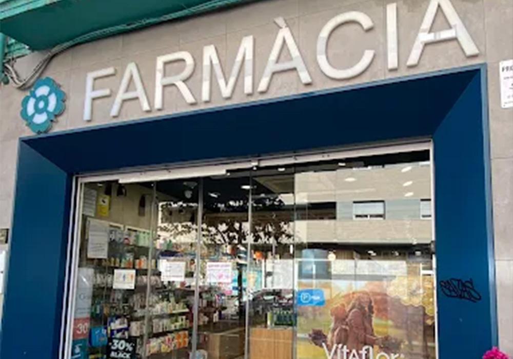 Farmacia Eloi Prat en Pep Ventura, Badalona
