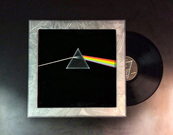 Play your record without having to take apart your display!