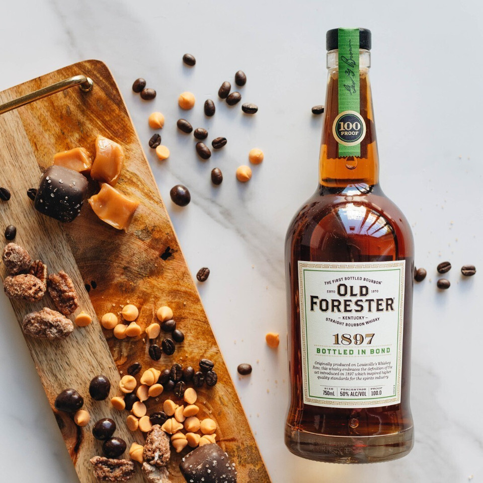 ウイスキー OLD FORESTER Straight Bourbon Whisky Amazon.com: Old Forester Statesman Kentucky Straight Bourbon
