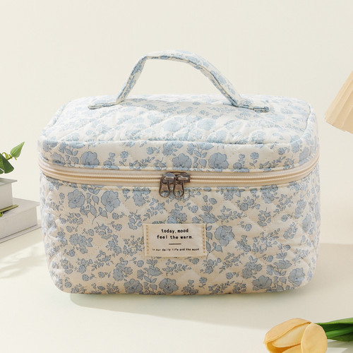 Handheld Large Capacity Cosmetic Bag Small Flower Storage Bag