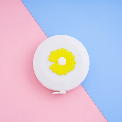 Cartoon Tape Measure Double Sided Clear Scale Compact Portable Round Multifunctional Tape Measure for Body Sewing Cutting Yellow Daisies