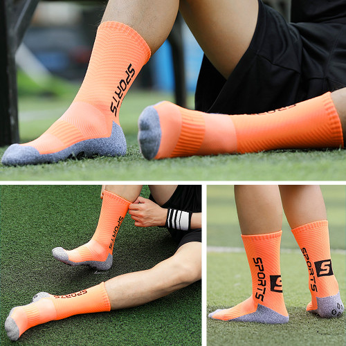 Non Slip Socks for Women and Men Grip Pads for Football Yoga Soccer Gym Tube Socks Medium-length Socks