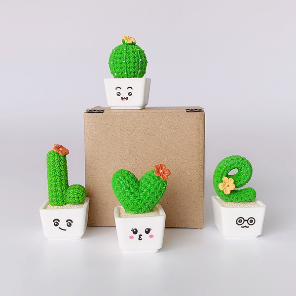 Cactus Ornament Exquisite Fine Workmanship Mini LOVE Potted Cactus Resin Car Ornament Set for Decoration Love
