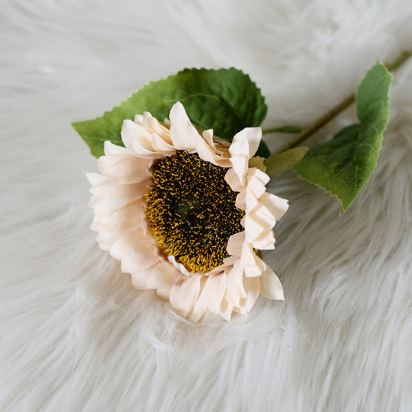 Simulation Sunflower Pastoral Style Artificial Flower False Silk Sunflower for Home Decoration Champagne