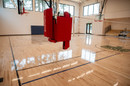 POWR-NET OVERHEAD FOLD-UP VOLLEYBALL SYSTEM WITH JUDGE'S STAND