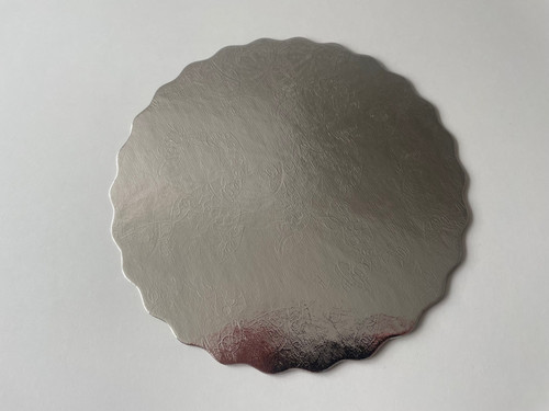 Cake Circle 8 IN Silver Circle Scalloped Thin Wall 200/Case