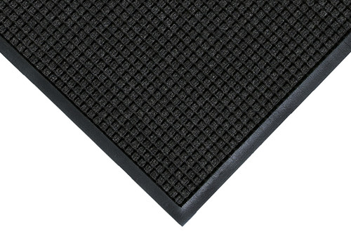 WaterHog® Waterproof Floor Mat 60X36 IN With SBR (Styrene-Butadiene Rubber) Backing Cleated 1/Each
