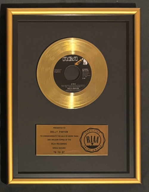 Dolly Parton 9 To 5 Movie Theme 45 Gold RIAA Record Award RCA Records