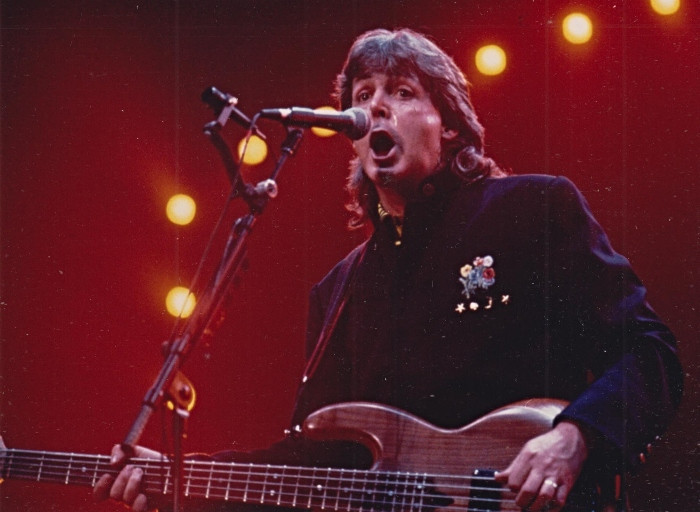 Paul McCartney CD 1990's Tuga 4 Box Set #274 Press Conferences UK With Bonus Photos
(Bonus Photo #1)