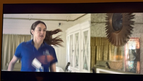 Syroco Clock On Paradise Show "Graceland"