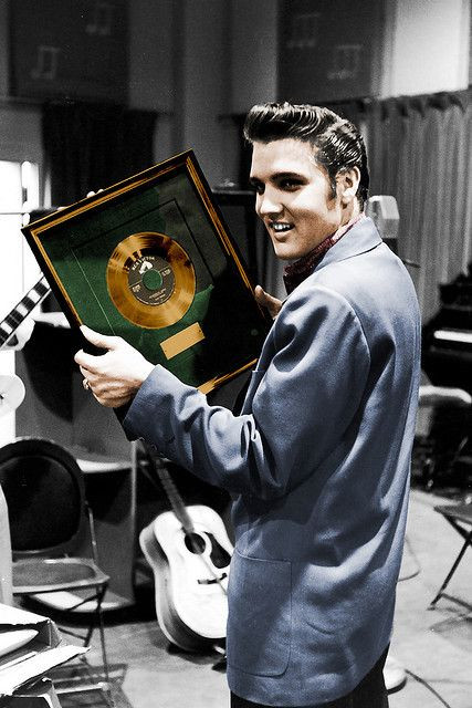 Elvis Presley Heartbreak Hotel 45 Gold Non RIAA Record Award (Green Matte) 