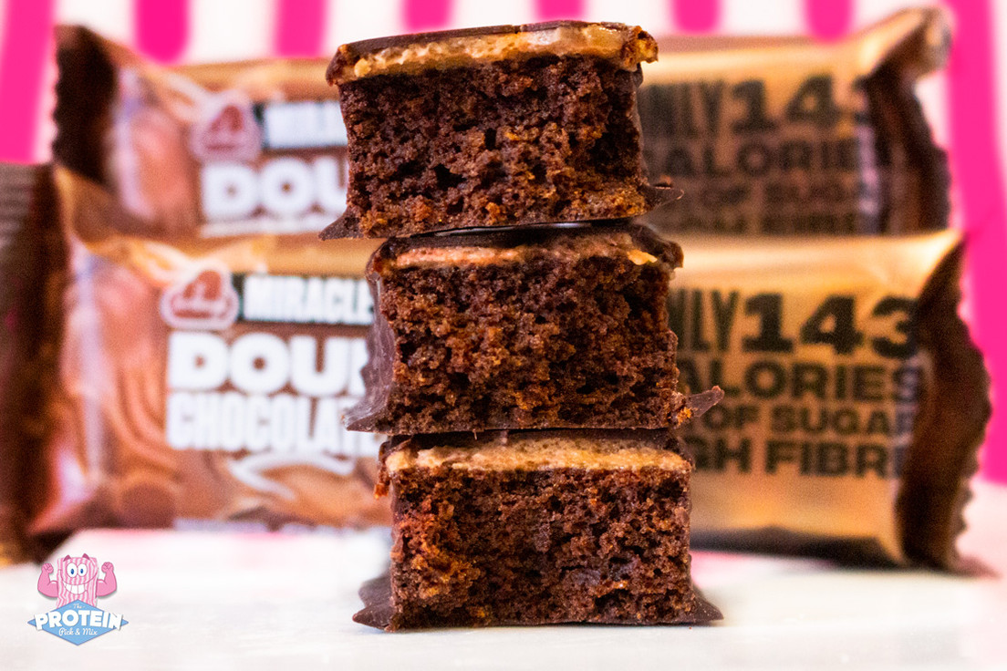 Lo Dough Miracle Cake Bar Double Chocolate Fudge The Protein Pick And Mix