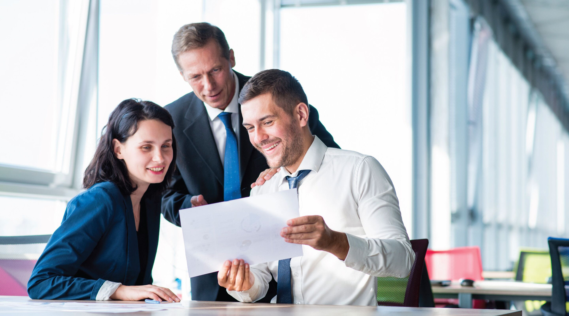 How Sending Greeting Cards Can Help Your Business