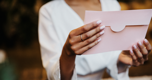 Wedding Wishes: What to Write in a Wedding Card