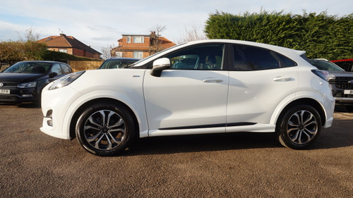 Ford Puma 1.0T EcoBoost MHEV ST-Line