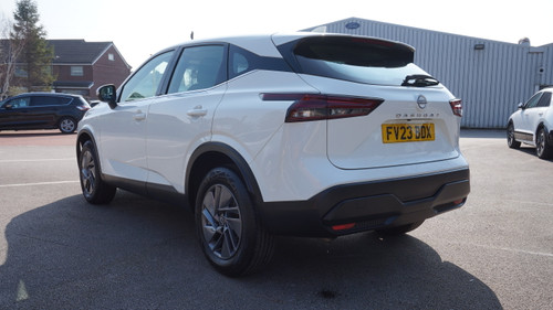 Nissan Qashqai 1.3 DIG-T MHEV Acenta Premium XTRON