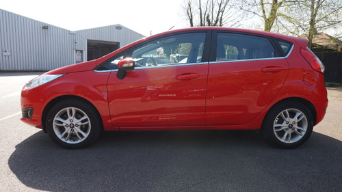 Ford Fiesta 1.0T EcoBoost Zetec Euro 5 (s/s) 5dr