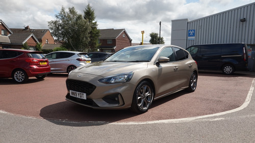 Ford Focus 1.5T EcoBoost ST-Line Euro 6 (s/s) 5dr