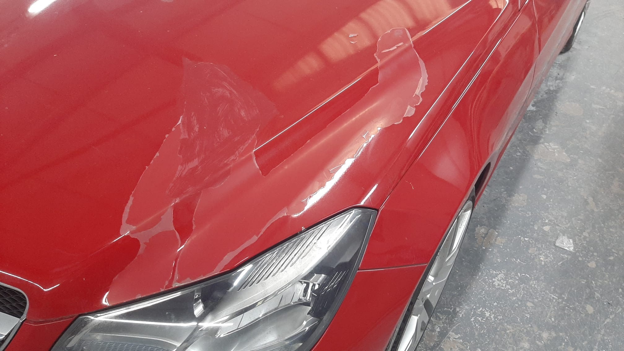 mercedes-damage-before-bonnet.jpg mercedes-damage-before-bonnet.jpg