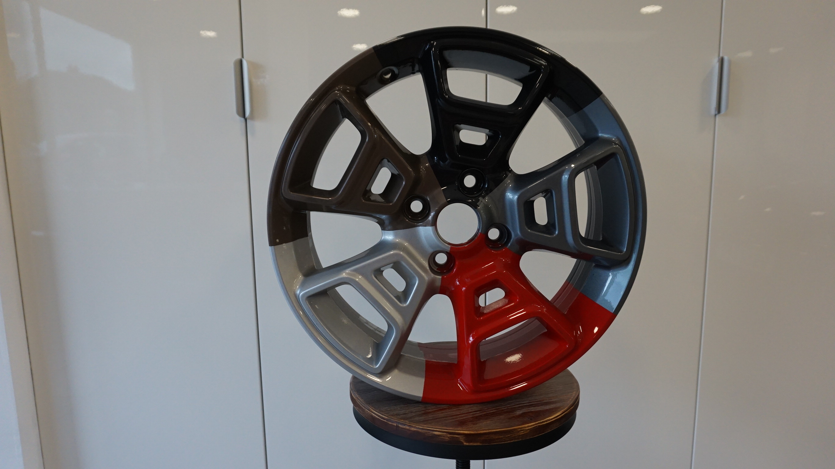 sample-car-wheel-paint-colours.jpg sample-car-wheel-paint-colours.jpg