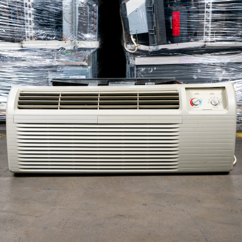 Refurbished Generic 15,000 BTU PTAC Unit | 208/230 Volts - 15 Amp - Knob Control - B Grade