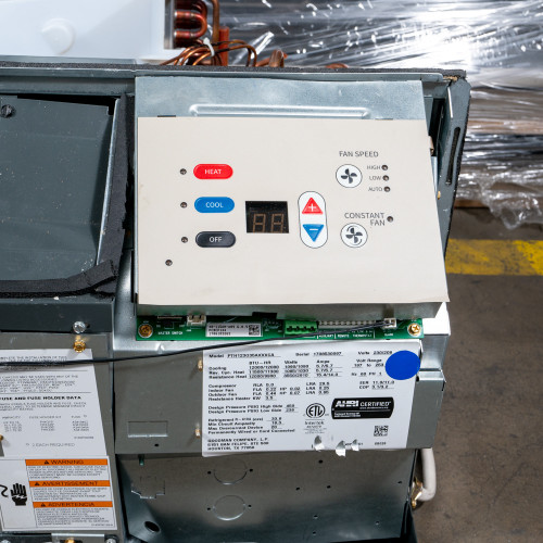 Refurbished Amana 15,000 BTU PTAC Unit | 265/277 Volts - 20 Amp - Heat Pump - Digital Control - A+ Grade