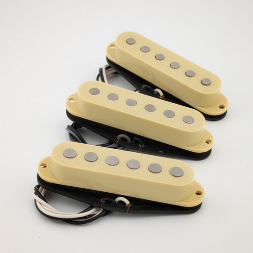 Dual Calibrated Strat Set with Aged White covers