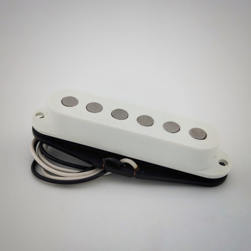 Muy Grande Strat with White cover and Standard PVC Wire
