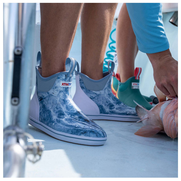 product variation XTRATUF Men's Ankle Deck Mossy Oak Elements Boots (XMAB1MOW) image