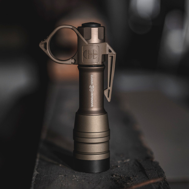 product variation CLOUD DEFENSIVE MCH Duty HO DF Flat Dark Earth Handheld Flashlight (CD2203DFPFDE) image