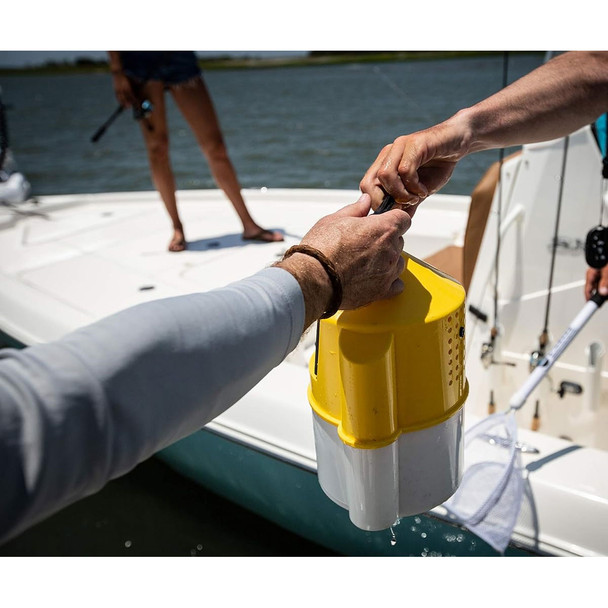 product variation FRABILL Magnum Shrimp Flow-Troll 10Qt Bait Bucket (451205) image