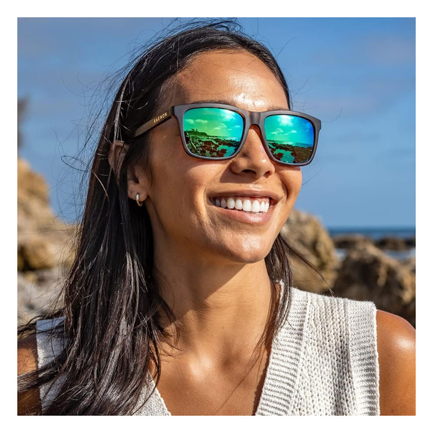 product variation Matte Black/Coastal Green Mirror image