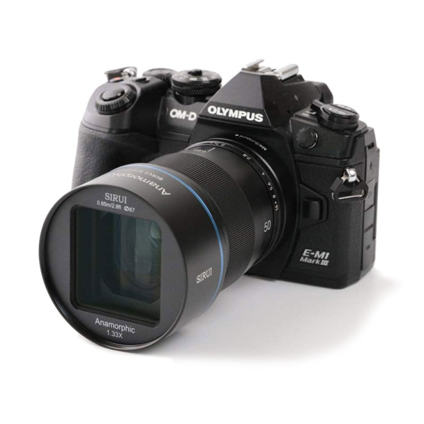 SIRUI 50mm F1_8 1_33x APS-C Anamorphic Lens SRMEK7
