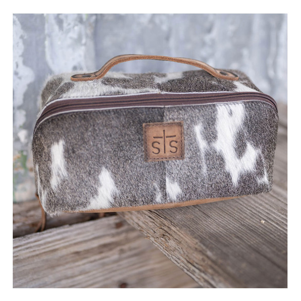 product variation STS RANCHWEAR Cowhide Elise Makeup Bag (STS-33928) image