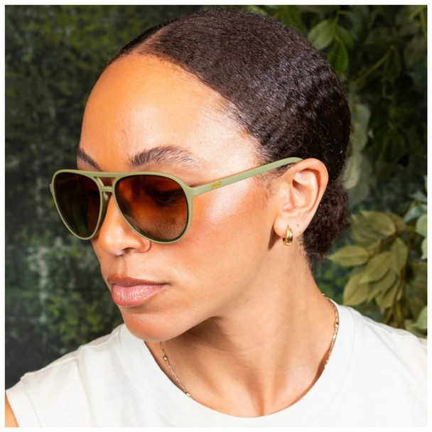 product variation GOODR I Come With Baggage Sunglasses (G00593-MG-01) image