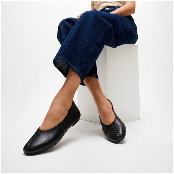 product variation Black image