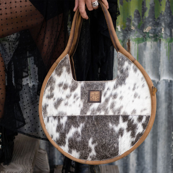 product variation STS RANCHWEAR Classic Cowhide Dolly Purse (STS33093) image