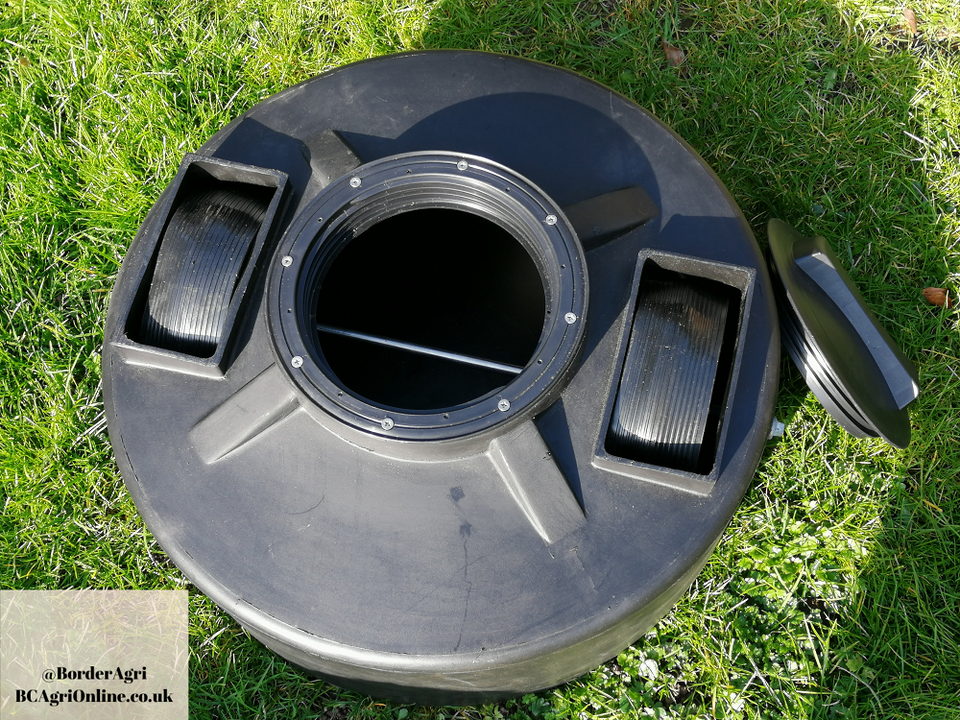 Black 50 Litre 2 Wheel Lick Feeder