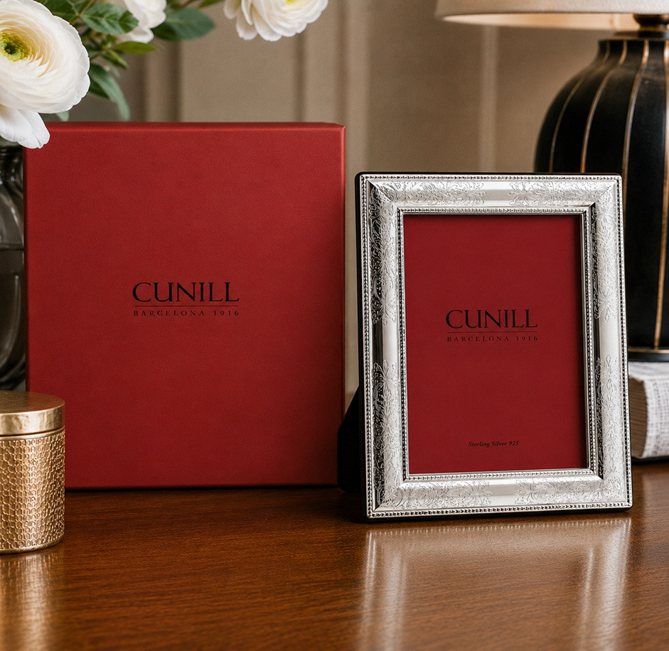 Cunill Vintage Non-Tarnish Sterling Silver 4x6 Picture Frame