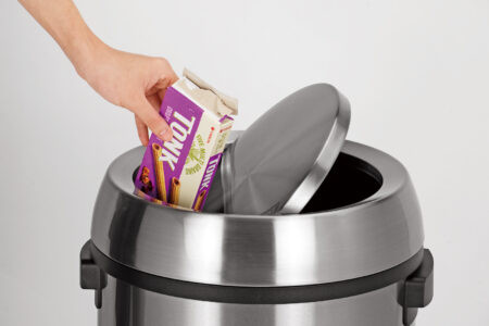Swivel Trash Can Lid
