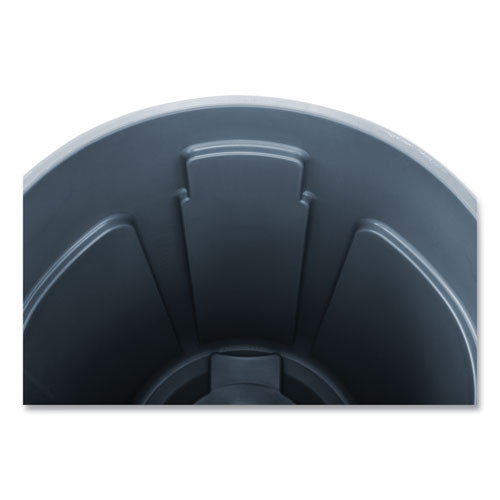 Brute garbage can