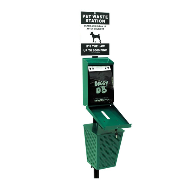 Doggy Do 5.2 Gallon Green Aluminum Pet Waste Station with 6-ft Pole | Namco