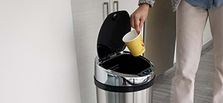 Commercial Trash Cans and Recycling Bins