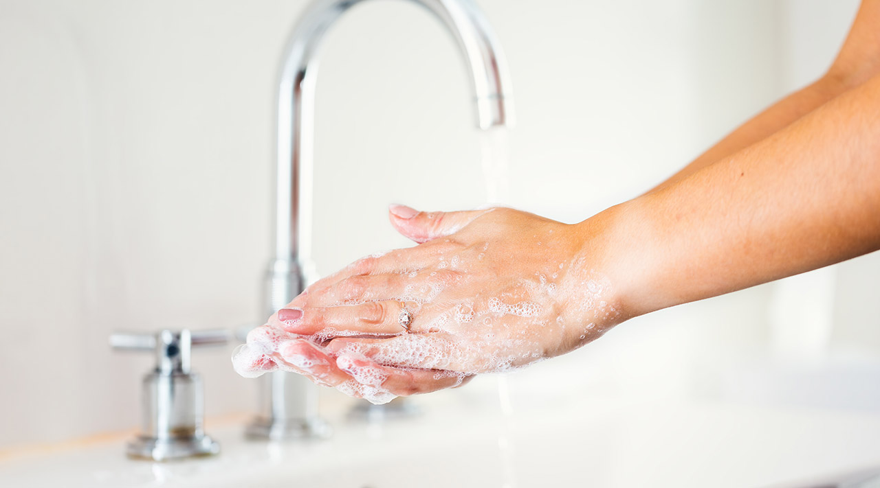 Foam vs Liquid Soap: Which Is Best for Commercial Use? - Zogics