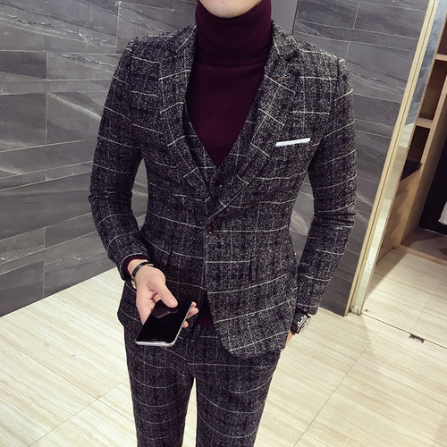 IAM THE BOSS SLIM FIT MEN'S SUITS.