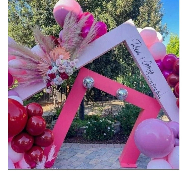 square slanting backdrop