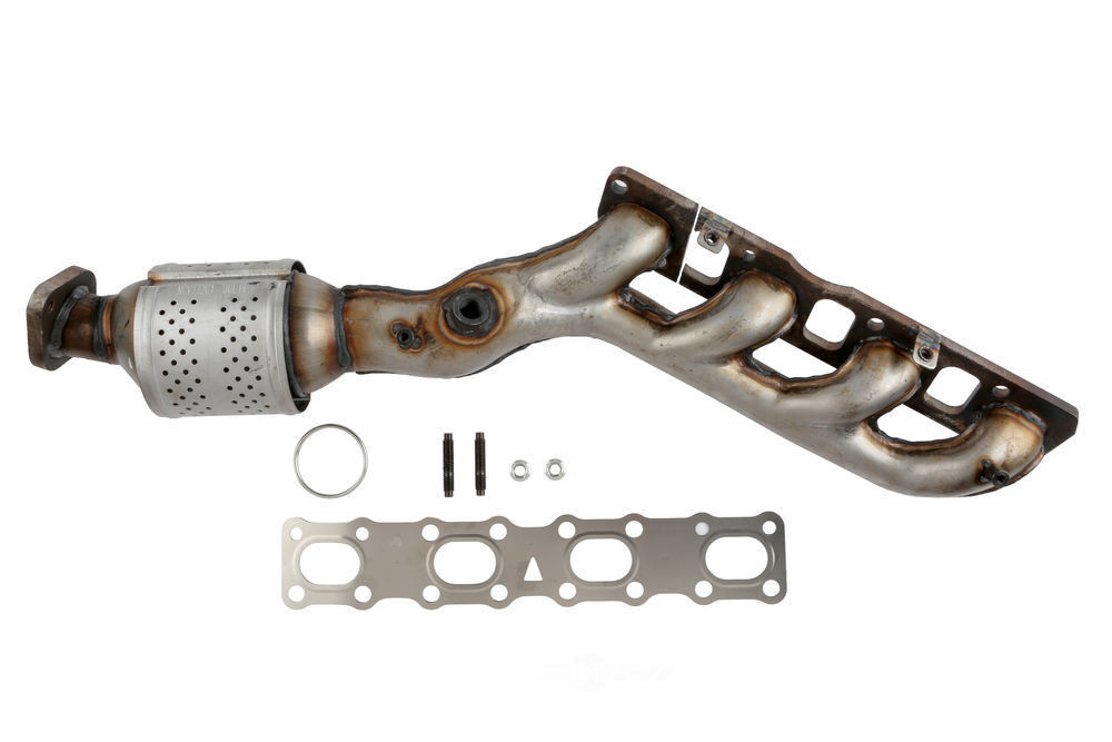 Cateran Exhaust Manifold with Integrated Catalytic Converter Right 33201